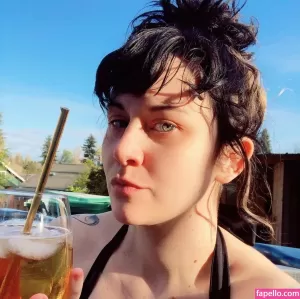 holly-conrad thumbnail #617735