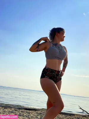 holly-conrad thumbnail #617726