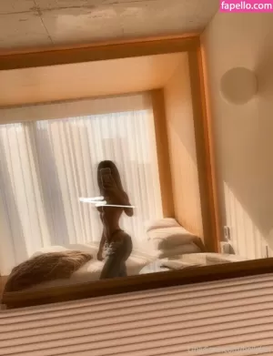 holly-lim-4 thumbnail #636282