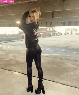 Full Video : Holly Stocks Nude Leaks OnlyFans I Nudes - Celeb Nudes