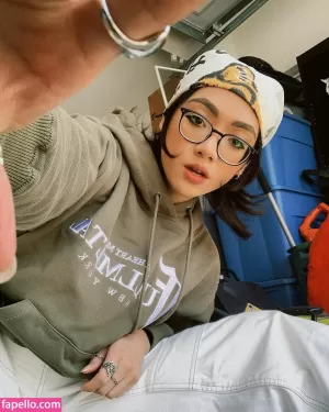 honeebelle thumbnail #1878038