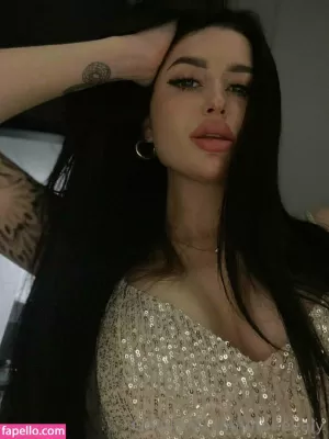 honeyaly thumbnail #3145491
