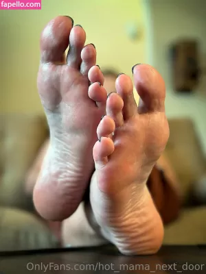 hot-mama-next-door thumbnail #3474734