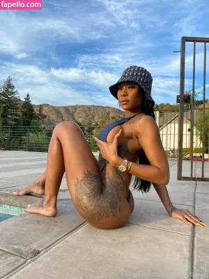 iamshaybrown thumbnail #1882466