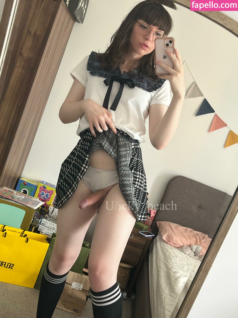 ickypeach-2
