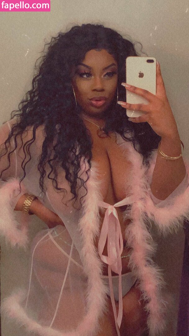 ILookLikeBaae-3