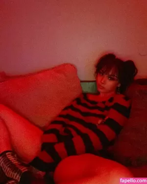 inan-707 thumbnail #1886340