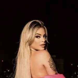 ingrid-ribeiro-layon thumbnail #1887034