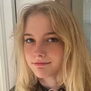 itsbumblebea thumbnail #1893846