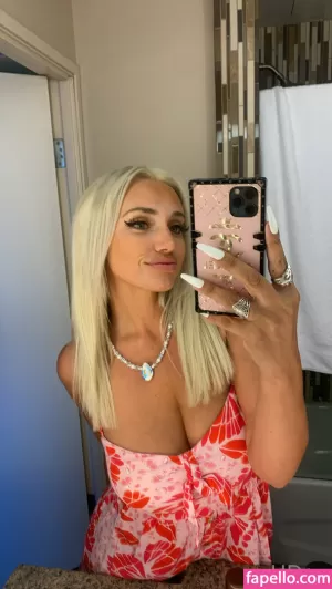 itshollyday thumbnail #3486895