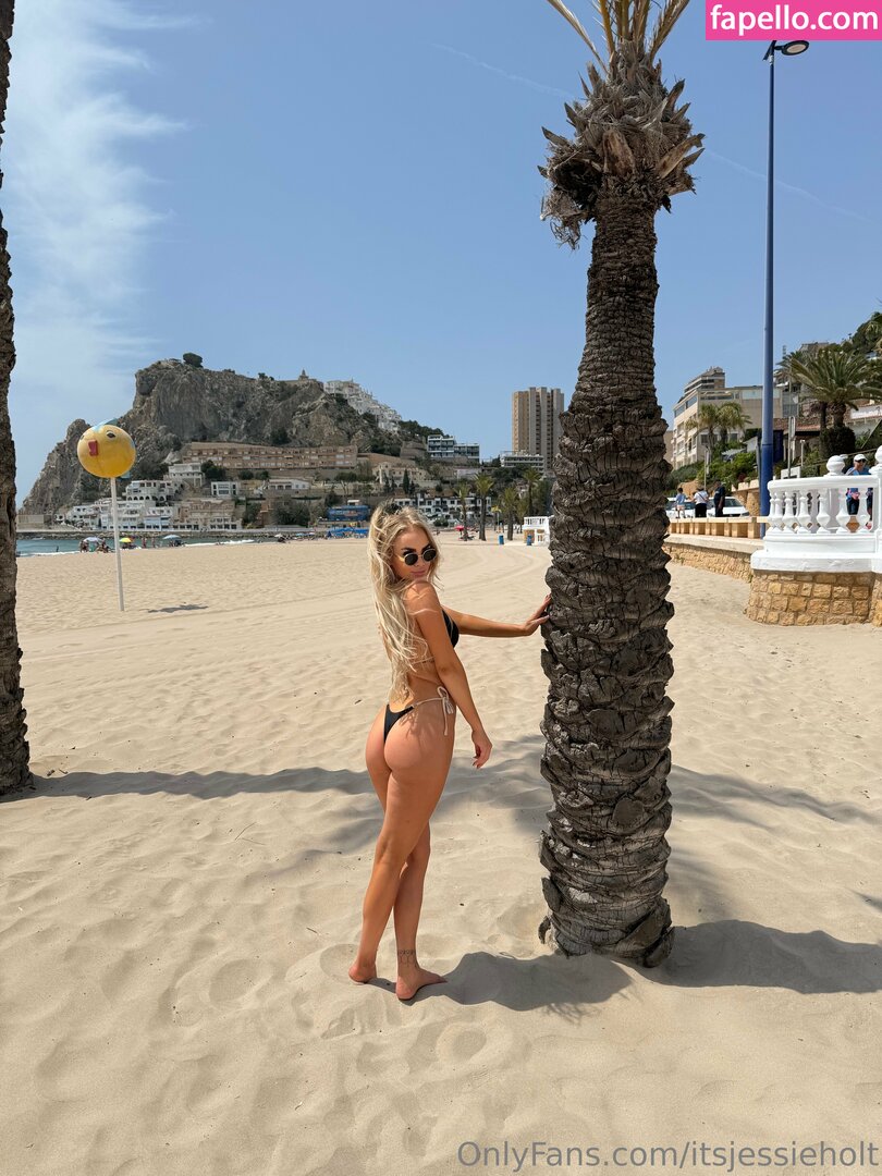 itsjessieholt-2