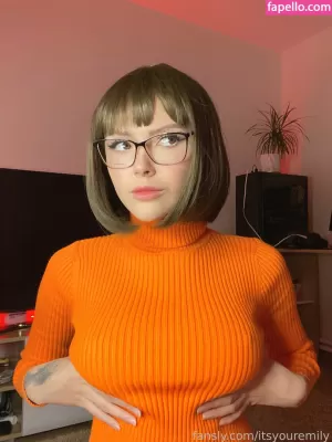 itsyouremily thumbnail #1005678