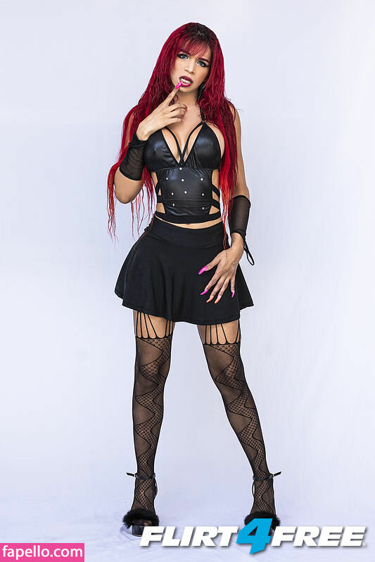 IvanaAdams-1
