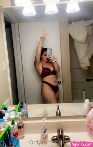 izzyizzyy thumbnail #3699154
