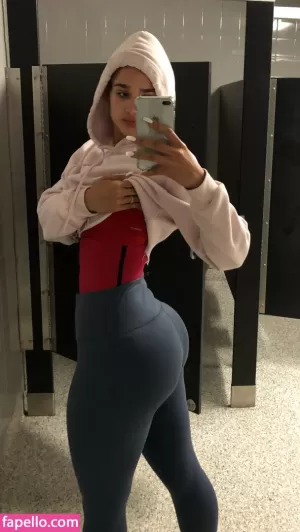 janae-girard thumbnail #1902833