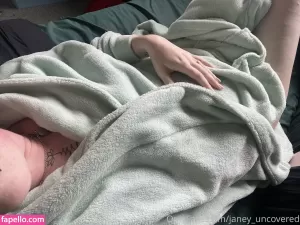 janey-uncovered thumbnail #5084932