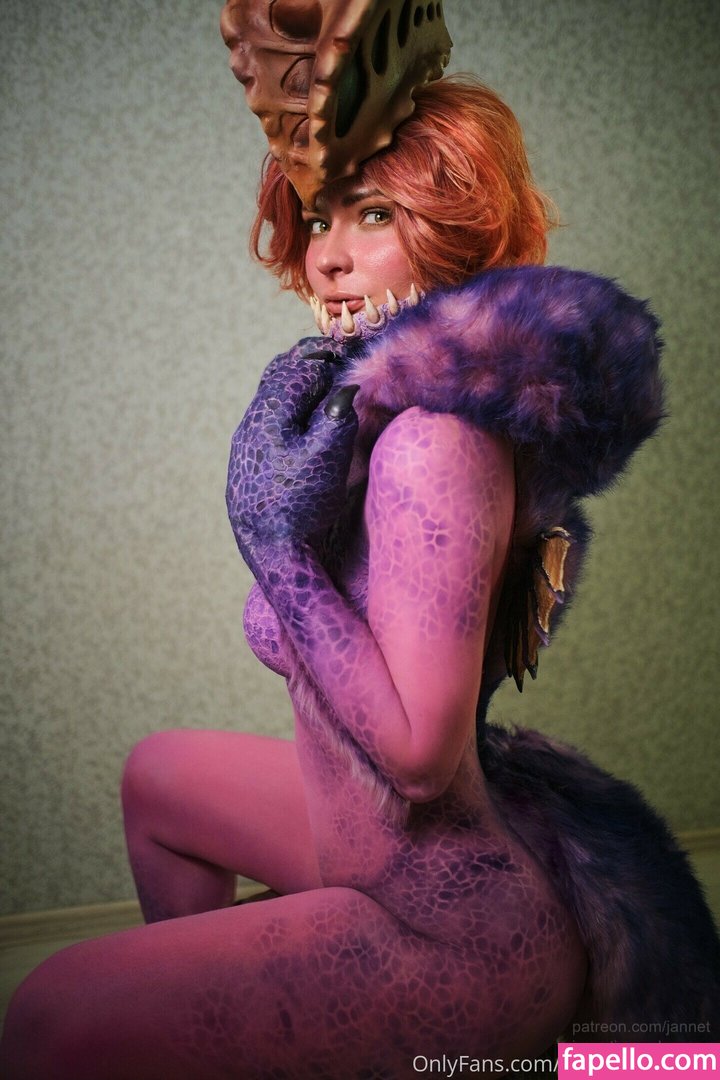 Jannet In Cosplay-2
