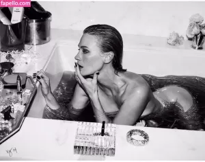 january-jones thumbnail #415496