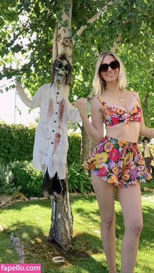 january-jones thumbnail #415488