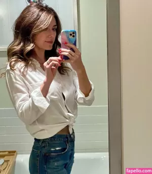 jewel-staite thumbnail #1918174