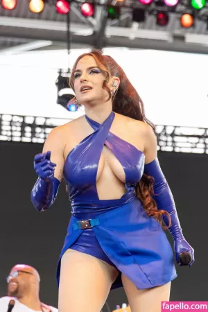 joanna-levesque thumbnail #3404150