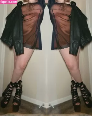 joanne-rose thumbnail #3700503