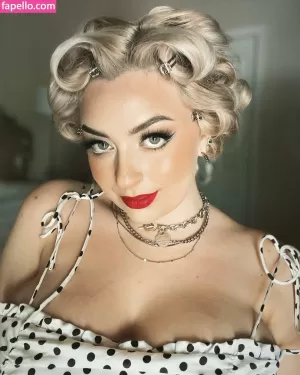 joanne-rose thumbnail #3700499