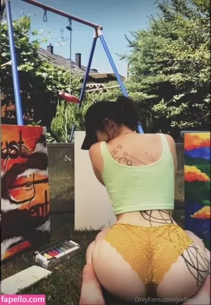 jodie-calussi thumbnail #120507