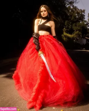 joey-king thumbnail #368389