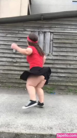 jomini-dancer thumbnail #2578664