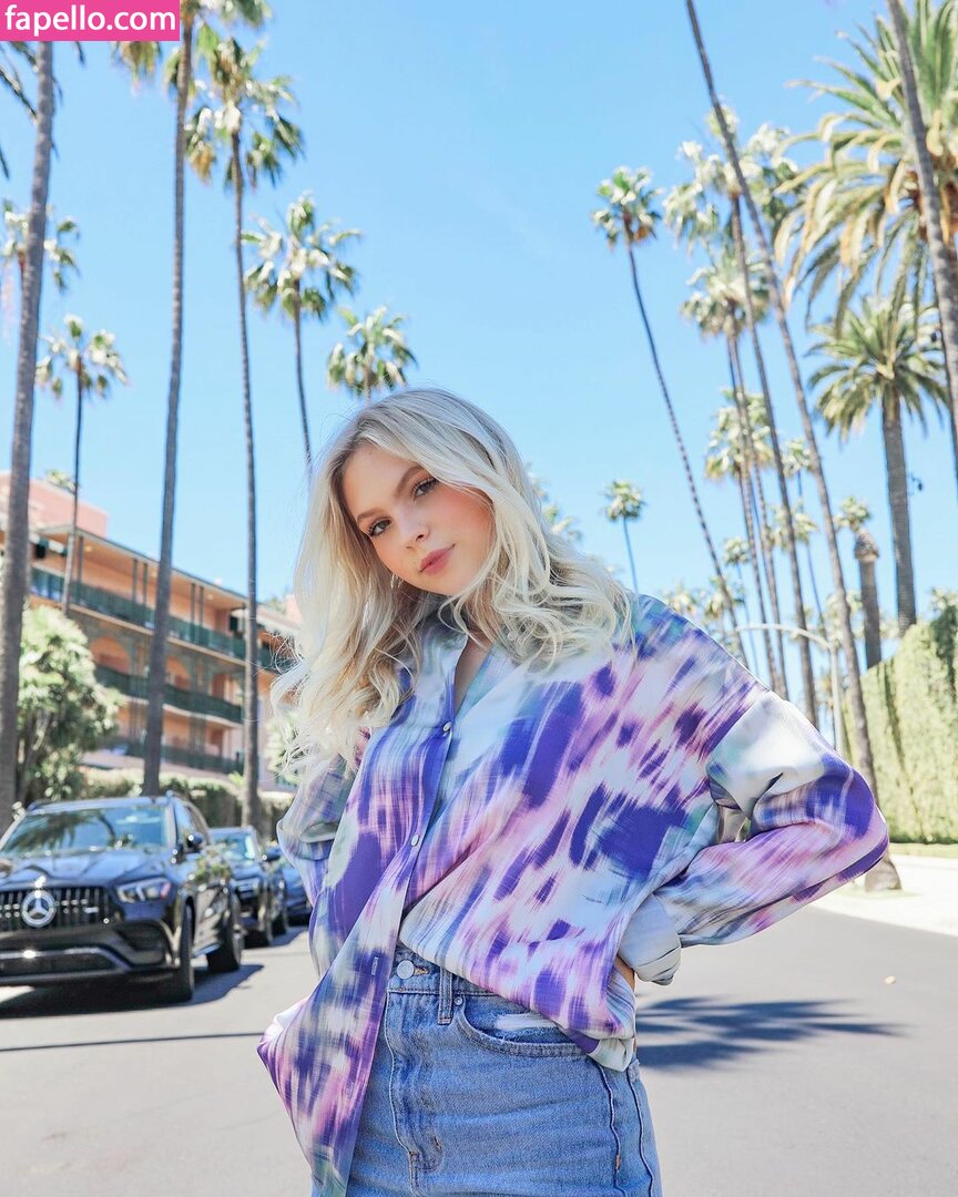 jordyn-jones – I Nudes – Celeb Nudes