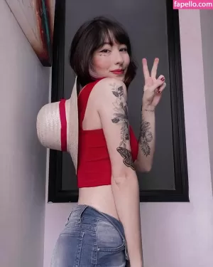 julia-cristina thumbnail #1926921