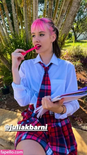 julia-k-barni thumbnail #1927426
