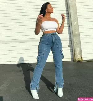 julia-scott thumbnail #3064306