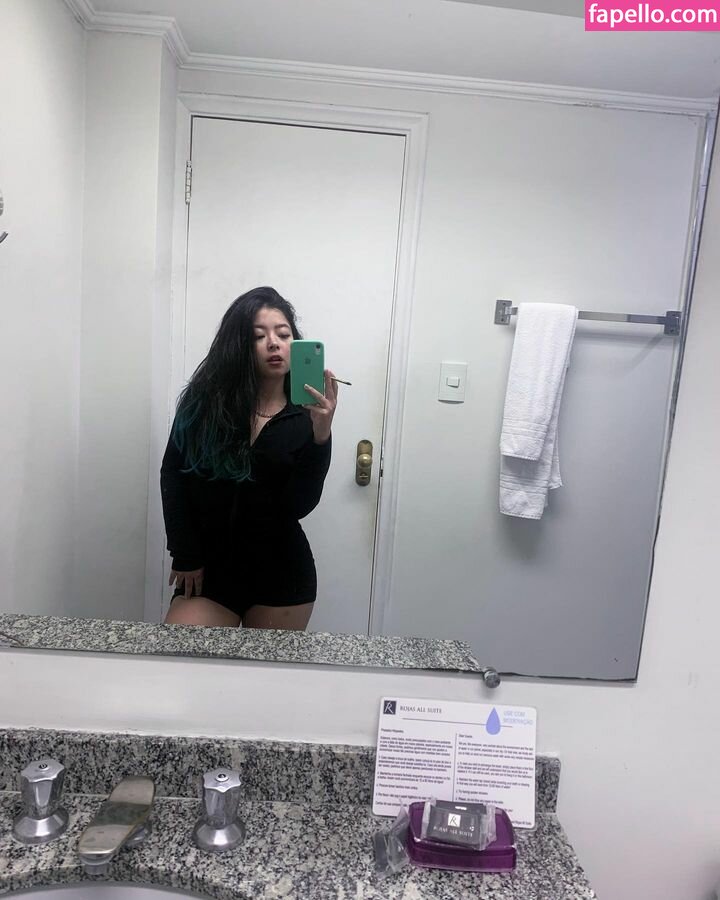 Julia Yoko-1