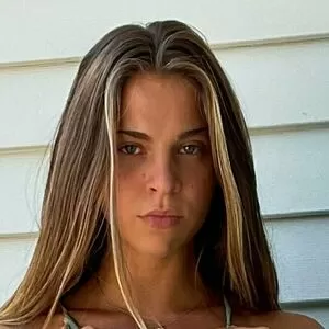 juliafiit thumbnail #1927952