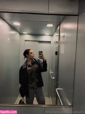 juliaplayful thumbnail #6102318