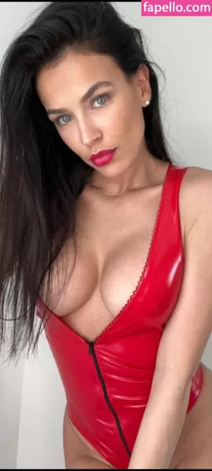 julie-ricci thumbnail #3788545