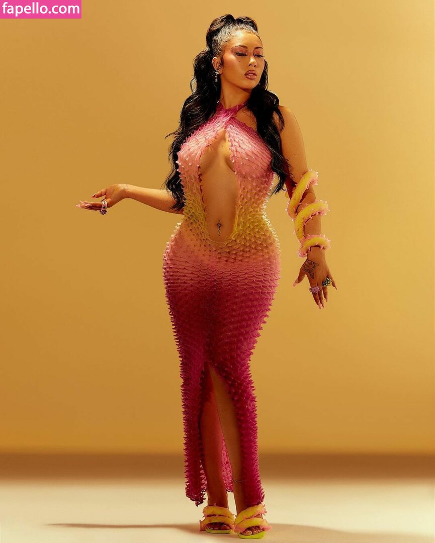 Kali Uchis-1