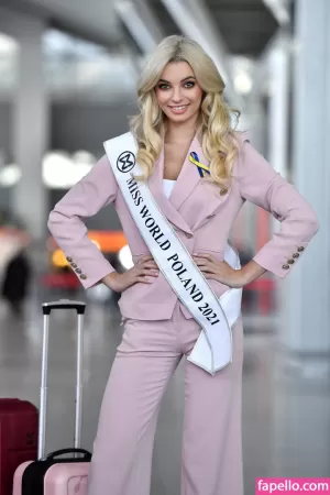 karolina-bielawska thumbnail #3329616