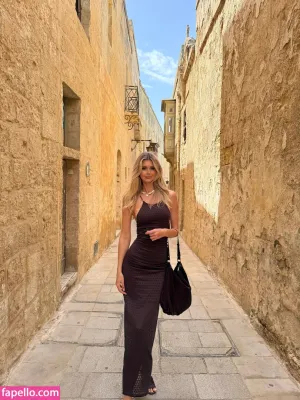 karolina-malina thumbnail #6359815