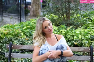 katrina-bowden thumbnail #4166