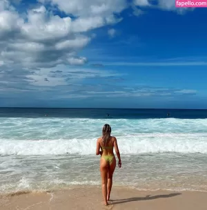 katrina-bowden thumbnail #1214768