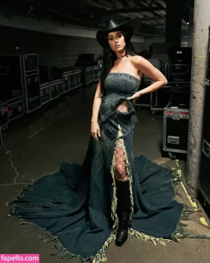 katy-perry thumbnail #156561