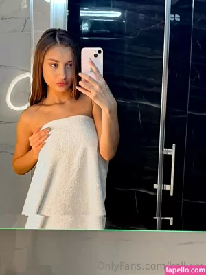 kelly-y thumbnail #3138692