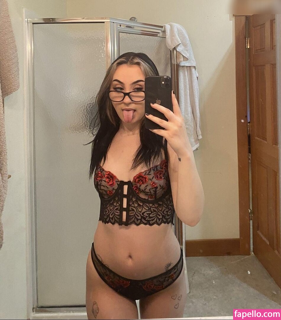 KenziWild-1