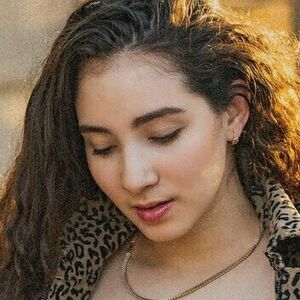 Keren Canelon-1