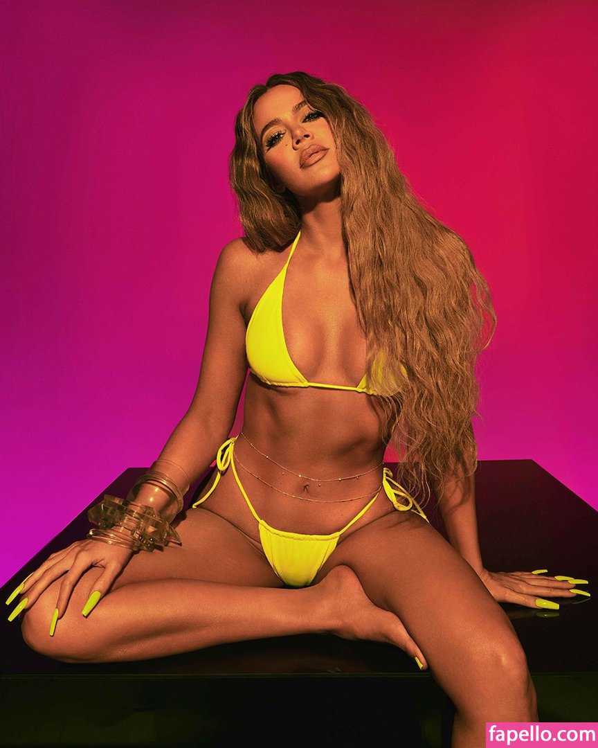 Khloe Kardashian-2