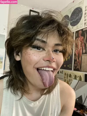 kiana-vi thumbnail #1957814