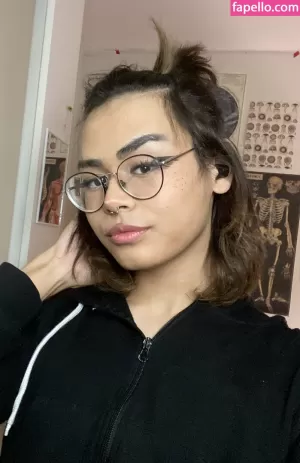 kiana-vi thumbnail #1957818